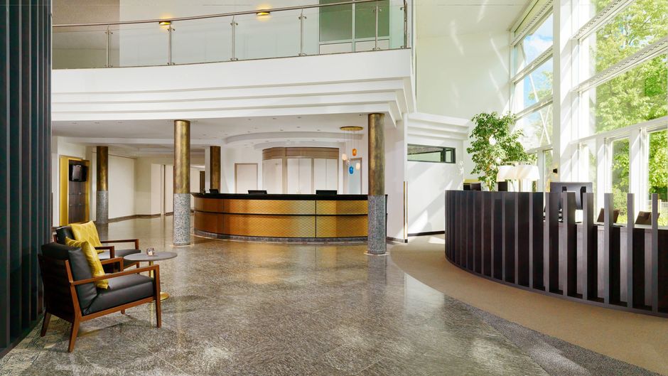 Sheraton Offenbach Hotel Lobby