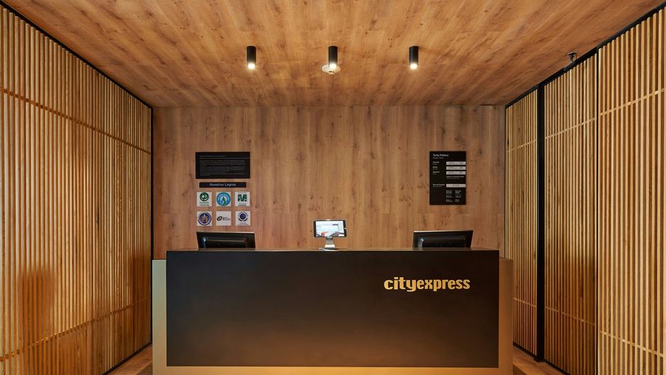 City Express by Marriott EBC Reforma Lobby