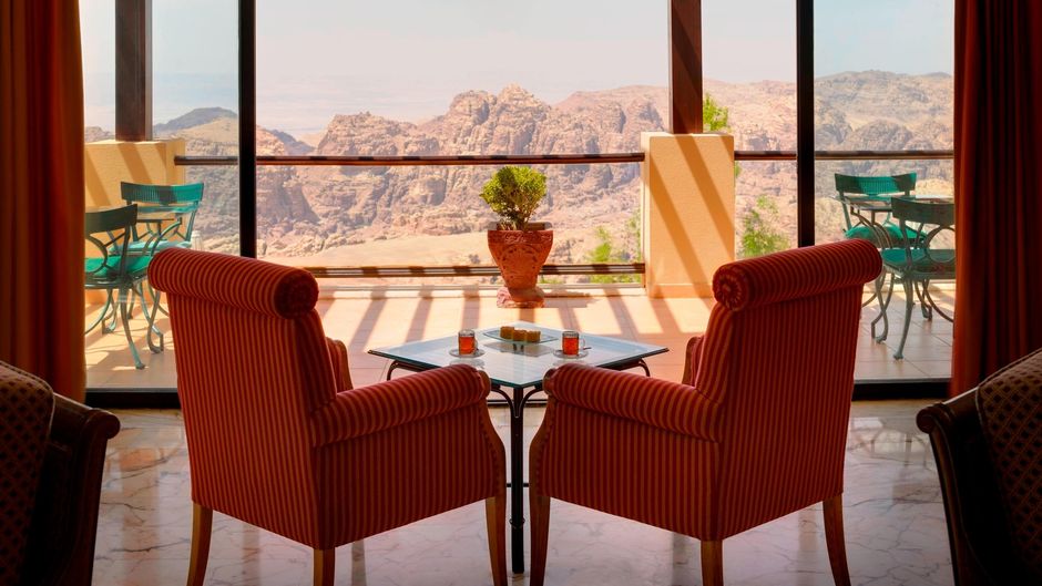 Petra Marriott Hotel Lobby