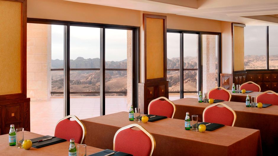 Petra Marriott Hotel Meeting