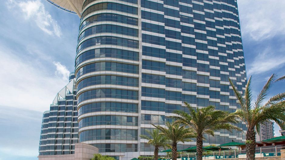 Sheraton Zhanjiang Hotel Pool