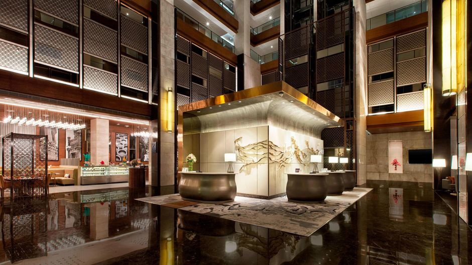 Sheraton Hyderabad Hotel Lobby
