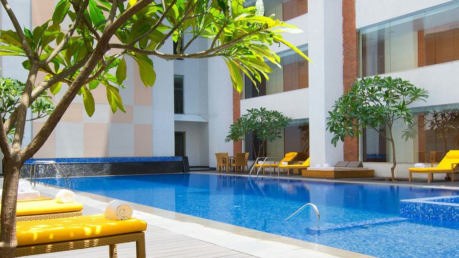 Sheraton Hyderabad Hotel Pool