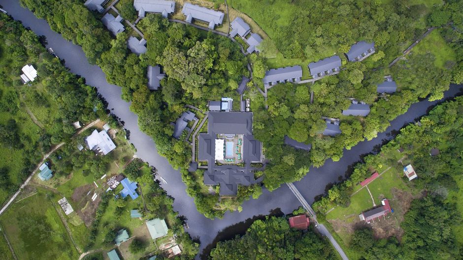 Mulu Marriott Resort & Spa Exterior
