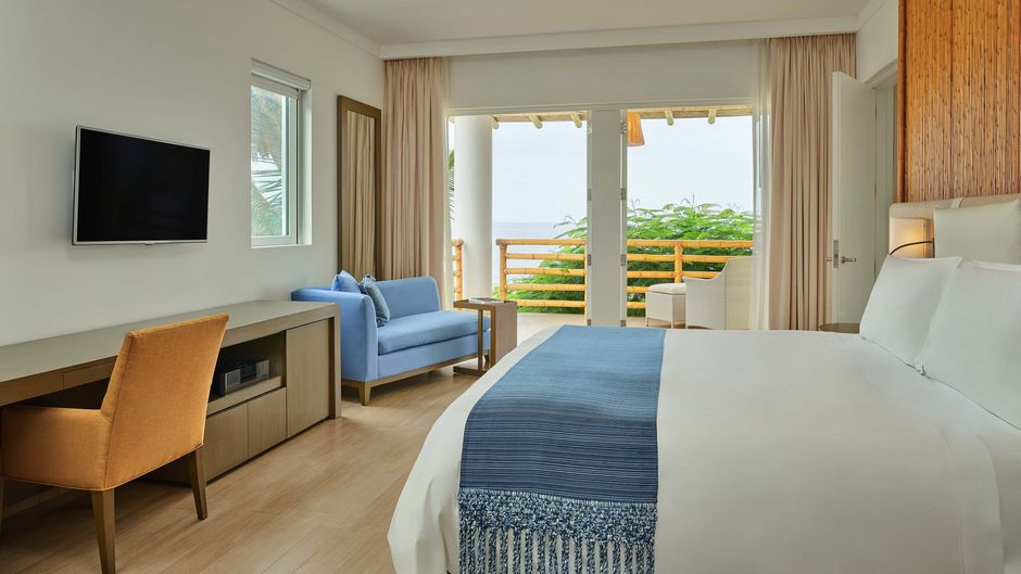 Hotel Paracas, Luxury Collection Resort Pool