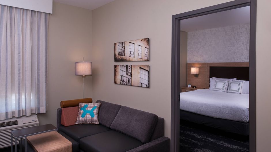 TownePlace Suites Saskatoon Room