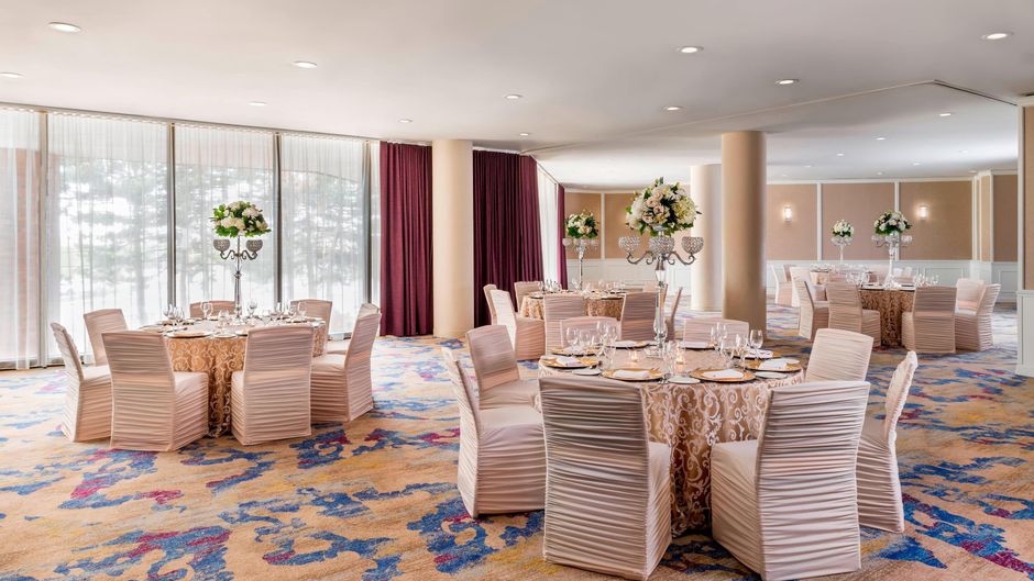 The Westin Toronto Airport Meeting