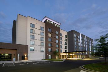 Courtyard Charlotte Waverly