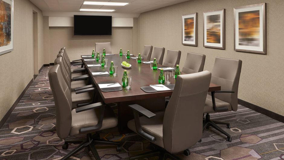 TownePlace Suites by Marriott Oshawa Meeting