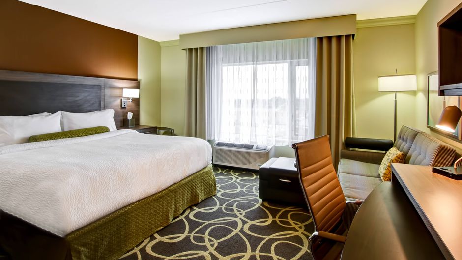 TownePlace Suites Kincardine Suite