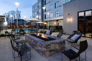 Courtyard Charlotte Steele Creek