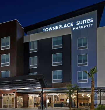 TownePlace Stes Phoenix Glendale Sports