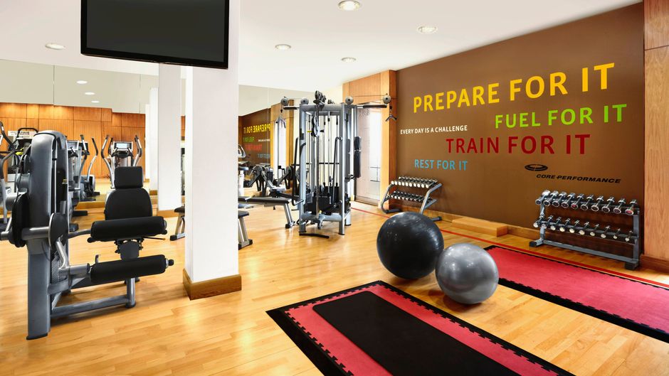 Sheraton Skyline Hotel London Heathrow Health Club