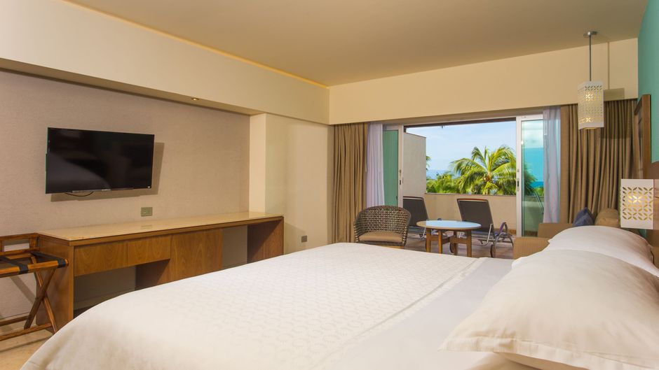 Sheraton Buganvilias Resort-Conv Center Room