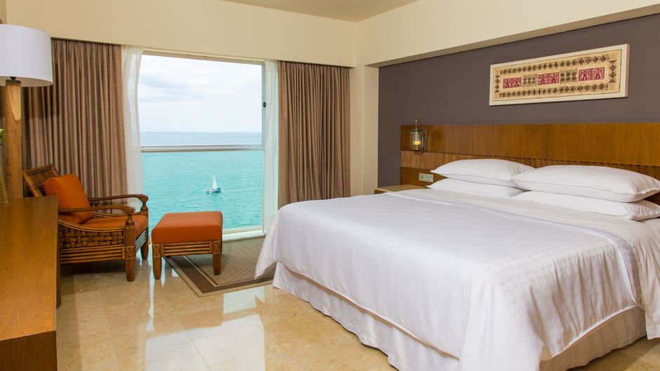Sheraton Buganvilias Resort-Conv Center Suite