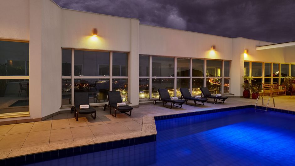 Sheraton Vitoria Hotel Pool