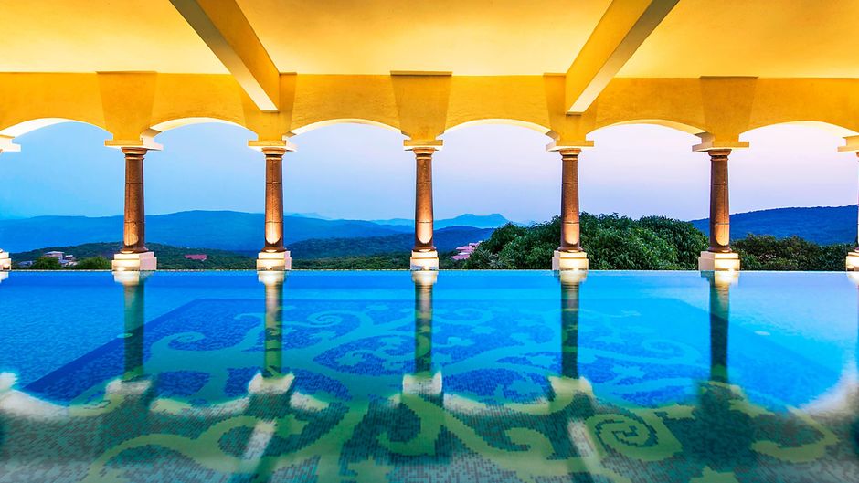 Le Meridien Mahabaleshwar Resort & Spa Pool