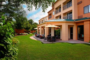 Courtyard By Marriott Newark Granville