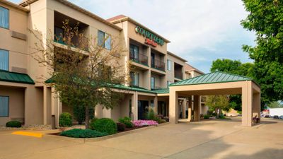 Courtyard Champaign
