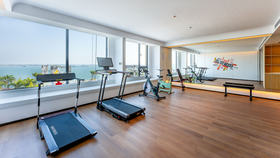 Holiday Inn Exp Zhanjiang Coast Health Club