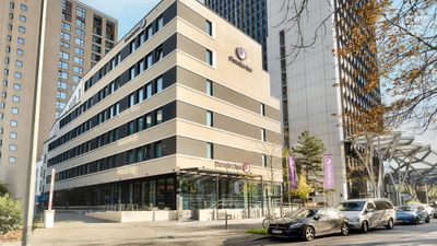 Premier Inn Frankfurt Westend Hotel