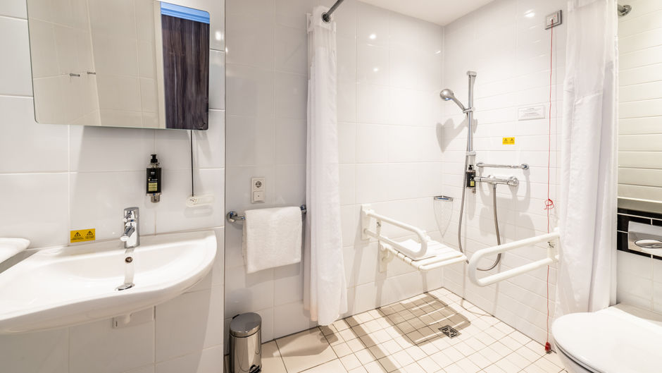 Premier Inn Hamburg City Alster Room