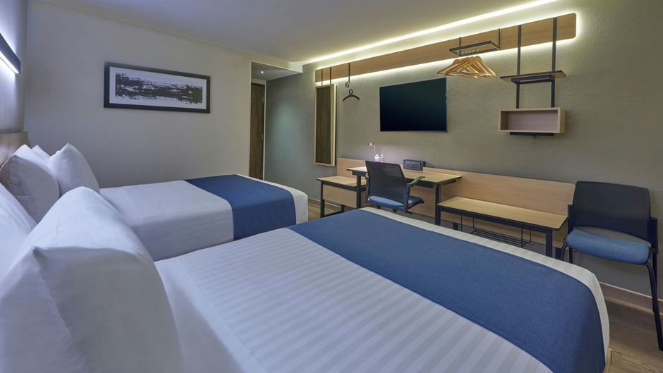 City Express Tijuana El Florid Room