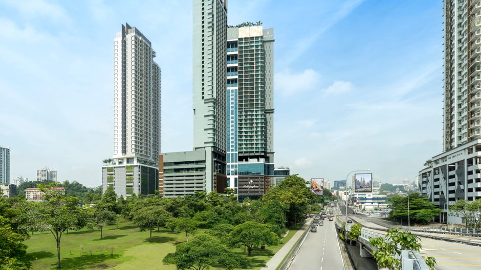 Holiday Inn Bangsar Exterior