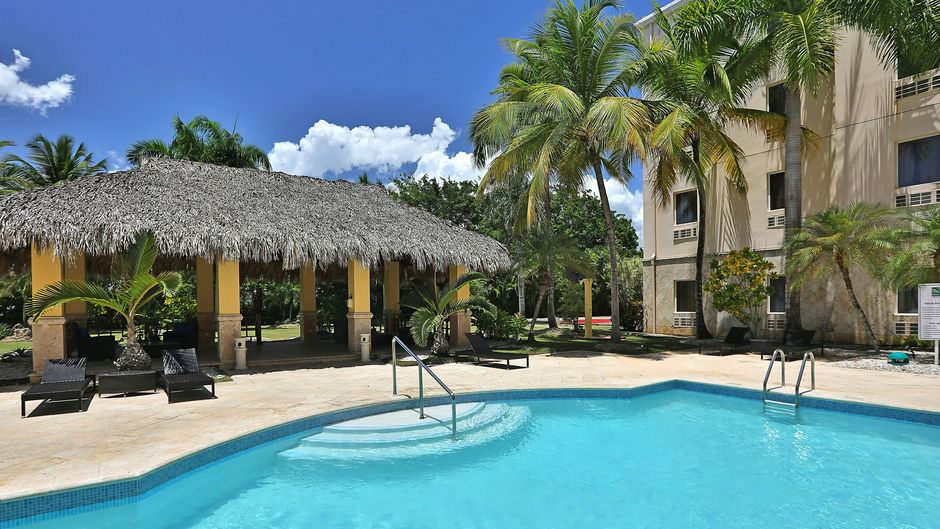 Four Points by Sheraton Santo Domingo Pool
