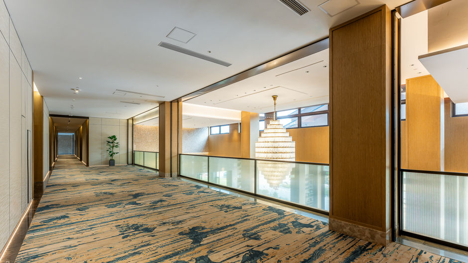 Holiday Inn Jiuhua Mountain Hot Spring Lobby