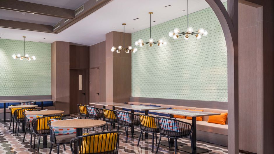 Holiday Inn Exp Taizhou Toumen Port Restaurant