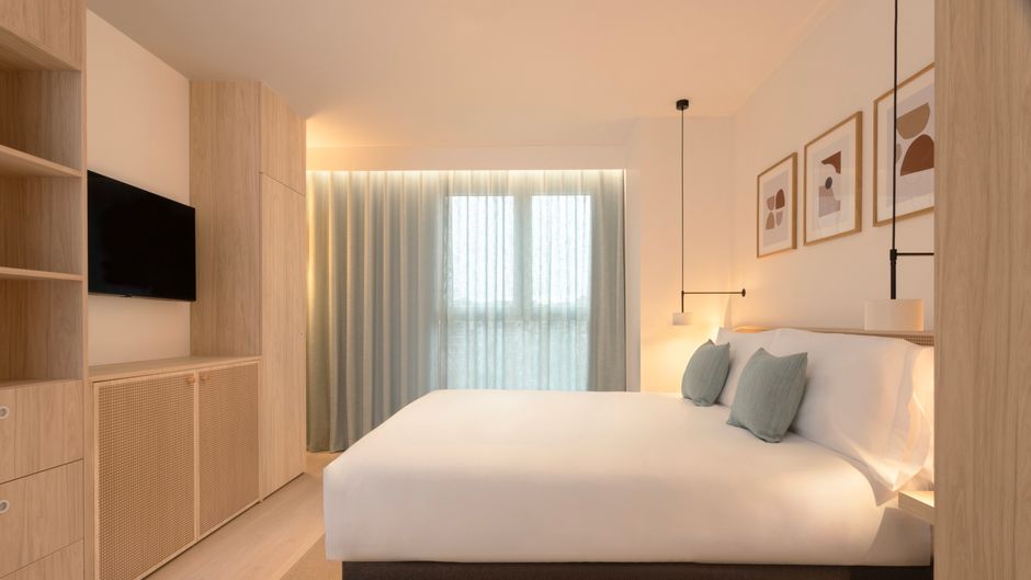 Staybridge Suites Malaga Room