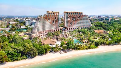 Centara Grand Mirage Beach Resort