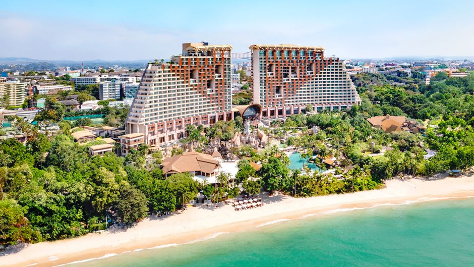 Centara Grand Mirage Beach Resort Exterior