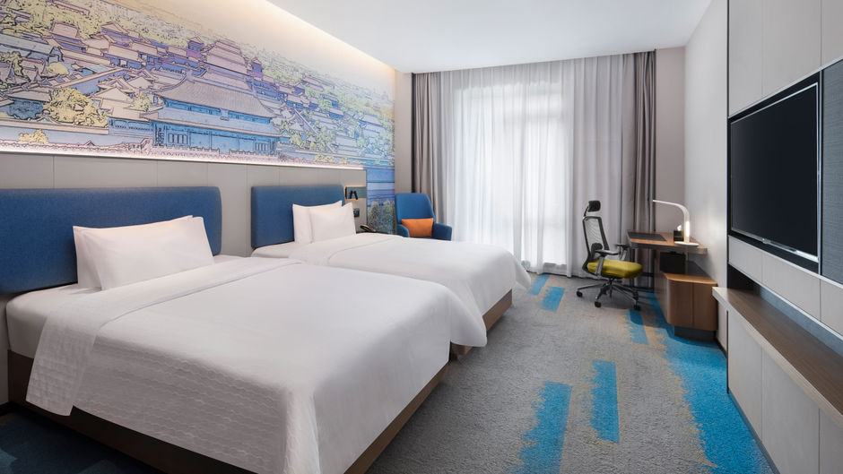 Hampton by Hilton South Railway Station Room