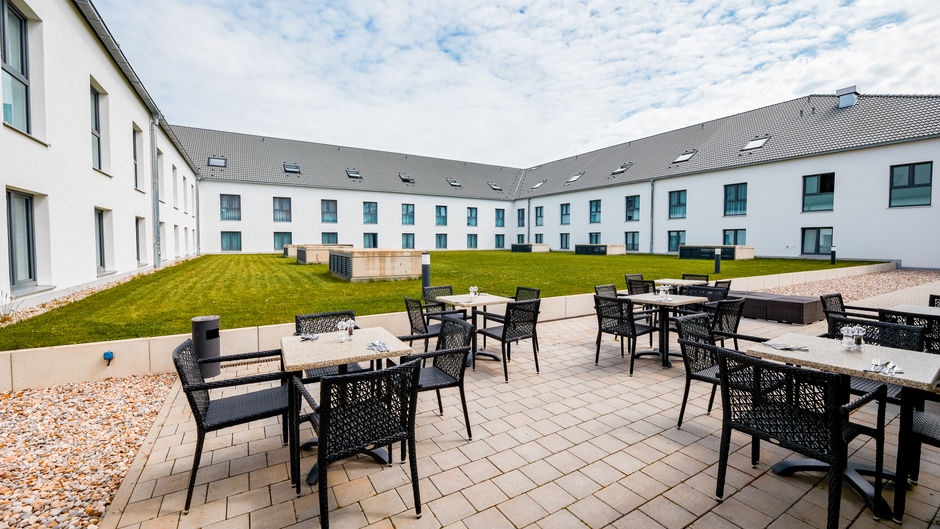 Premier Inn Munich Airport Exterior
