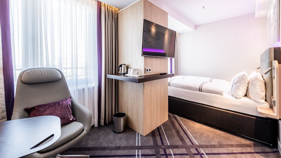 Premier Inn Cologne City Sud Room