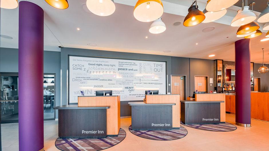 Premier Inn Mannheim City Centre Hotel Lobby