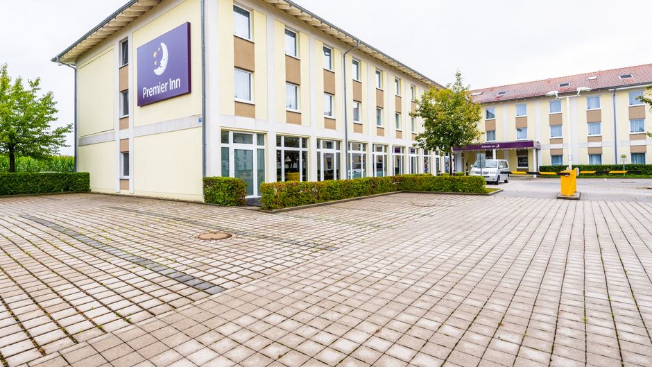 Premier Inn Munich Airport Ost Exterior