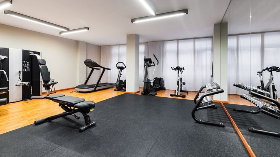 Exe Las Palmas Health Club