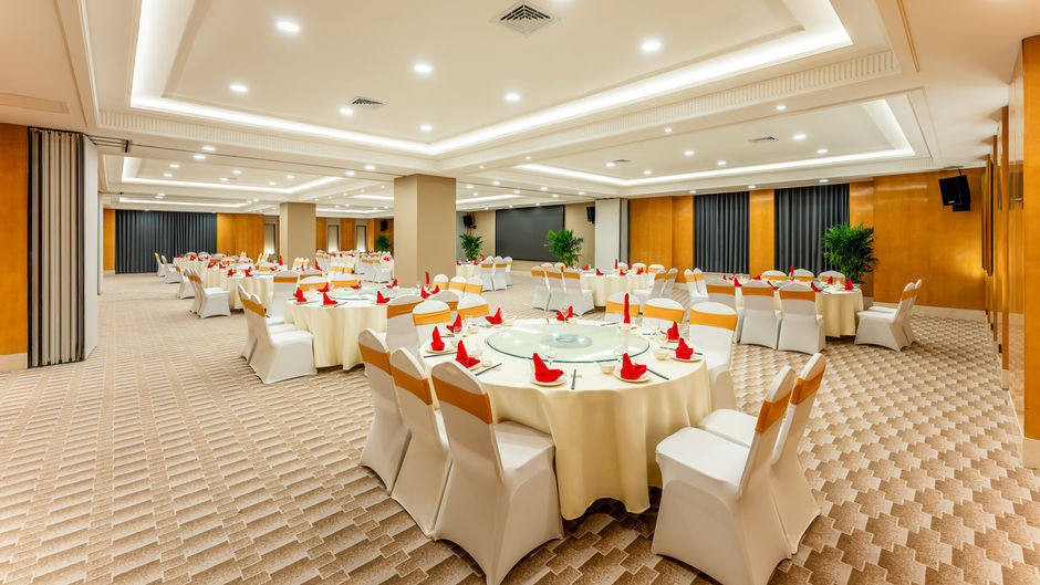 Holiday Inn Jianhu Ballroom