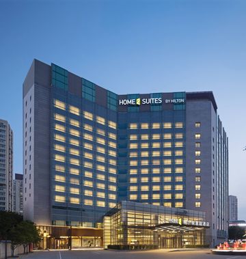 Home2 Suites by Hilton W Railway Station