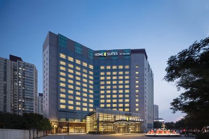 Home2 Suites by Hilton W Railway Station