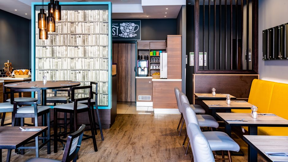 Premier Inn Nuremberg City Centre Hotel Restaurant