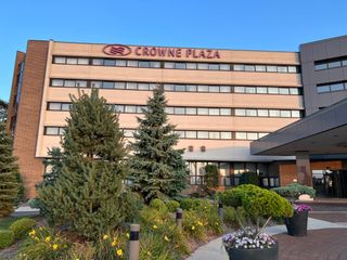 Crowne Plaza Lansing West