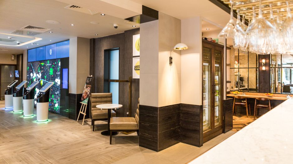 hub by Premier Inn London King's Cross Lobby