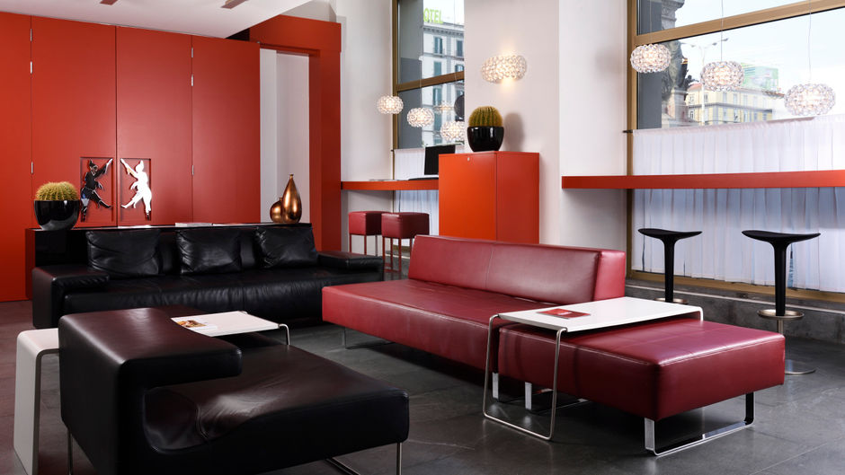 UNAHOTELS Napoli Lobby