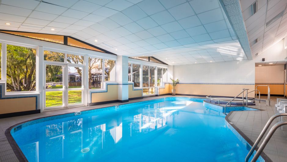Crowne Plaza Stratford-upon-Avon Pool