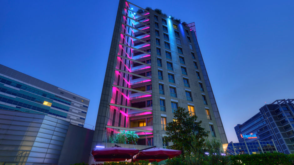 UNAHOTELS The One Milano Exterior