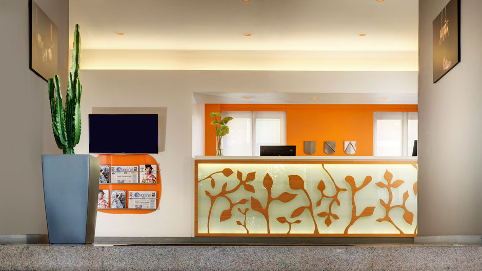 UNAHOTELS Mediterraneo Lobby